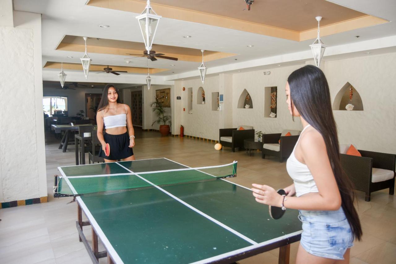 Microtel By Wyndham Boracay Balabag  Kültér fotó