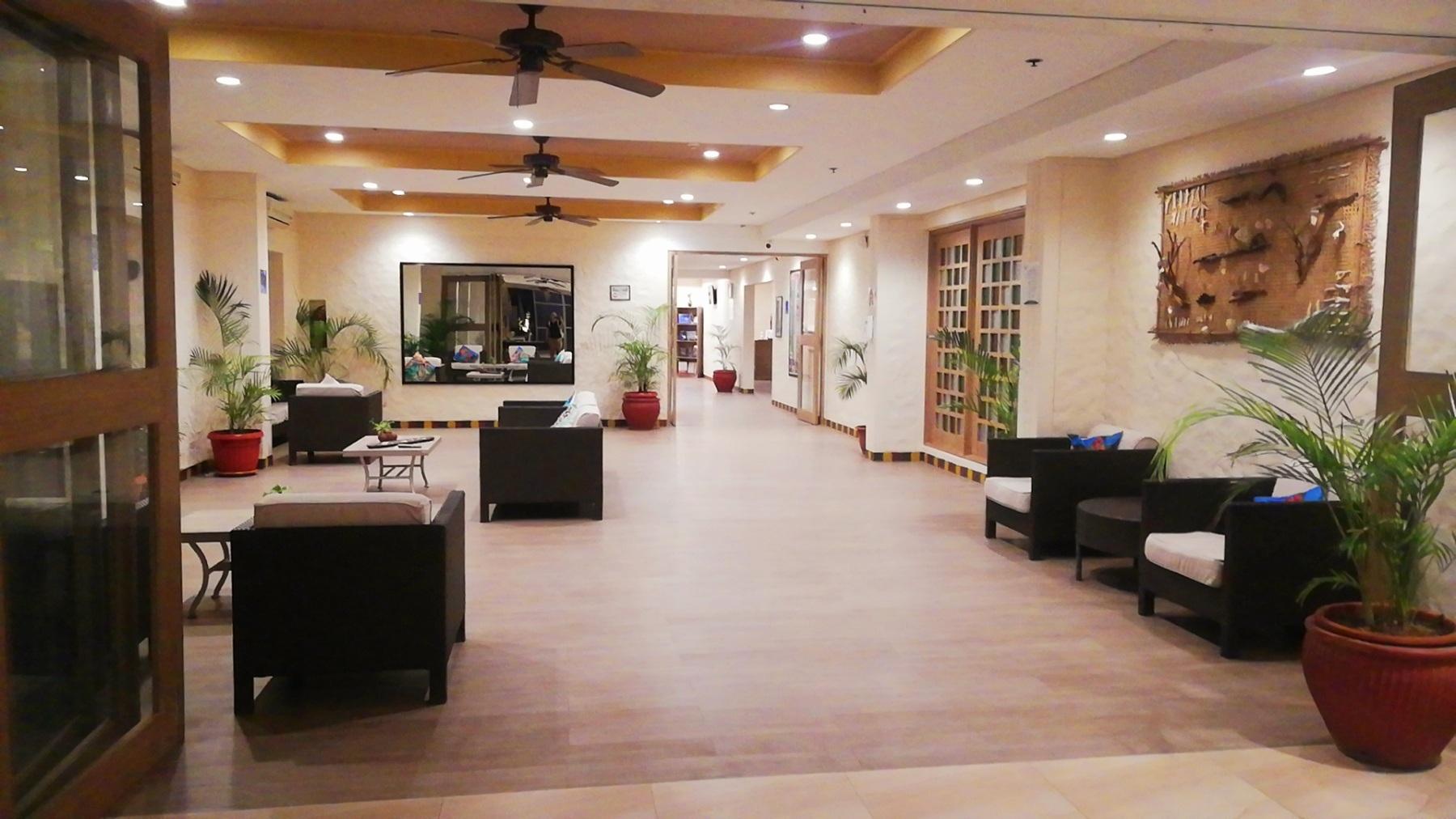 Microtel By Wyndham Boracay Balabag  Kültér fotó