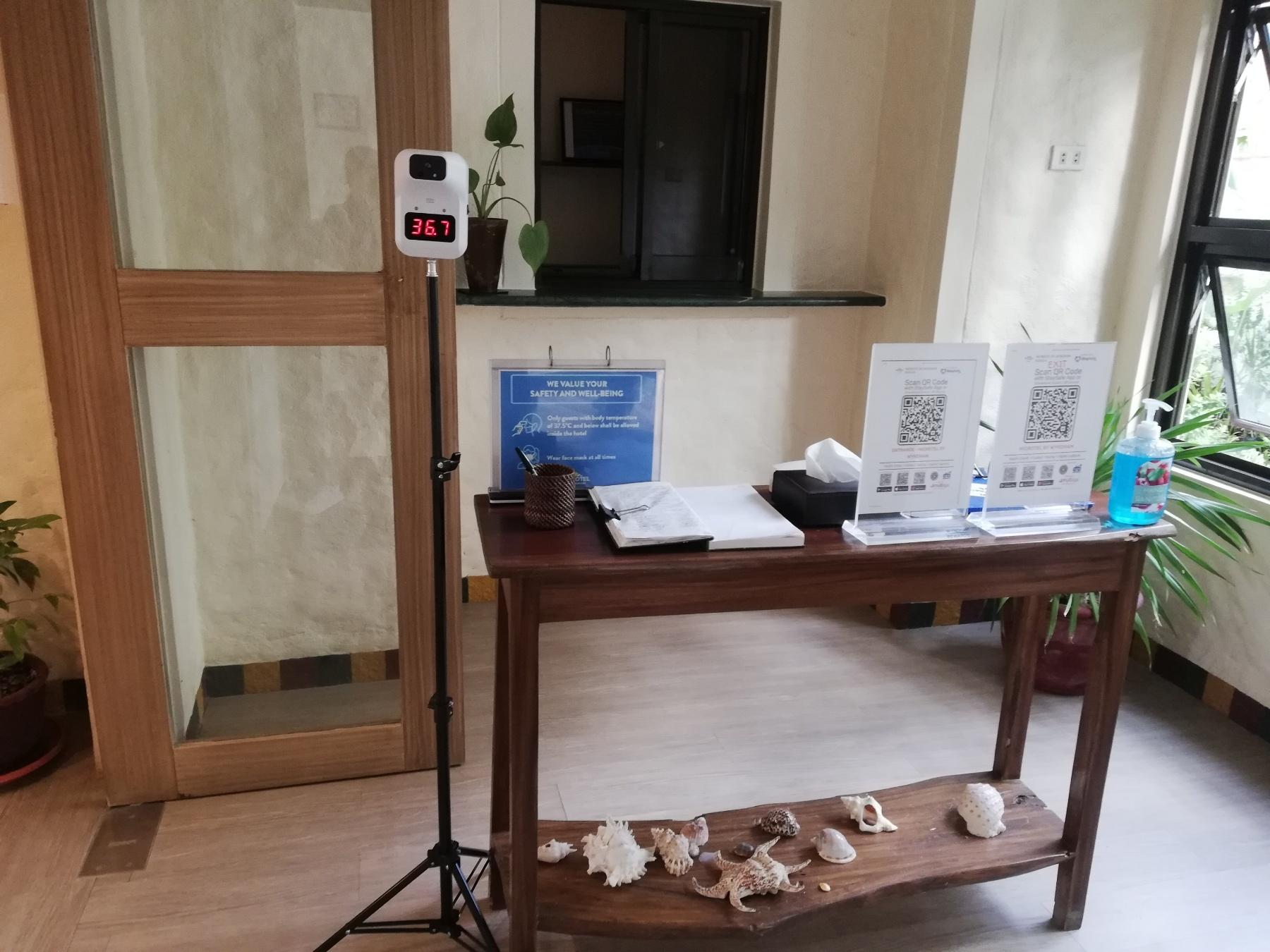 Microtel By Wyndham Boracay Balabag  Kültér fotó
